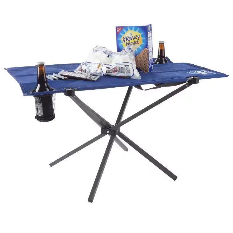 Faltbarer Outdoor-Campingtisch mit 2 Getränkehaltern und Tragetasche, blau, leicht tragbar