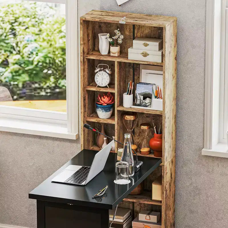 Wandklappschrank mit Kreidetafel, 6 Fächern und verstellbaren Regalböden